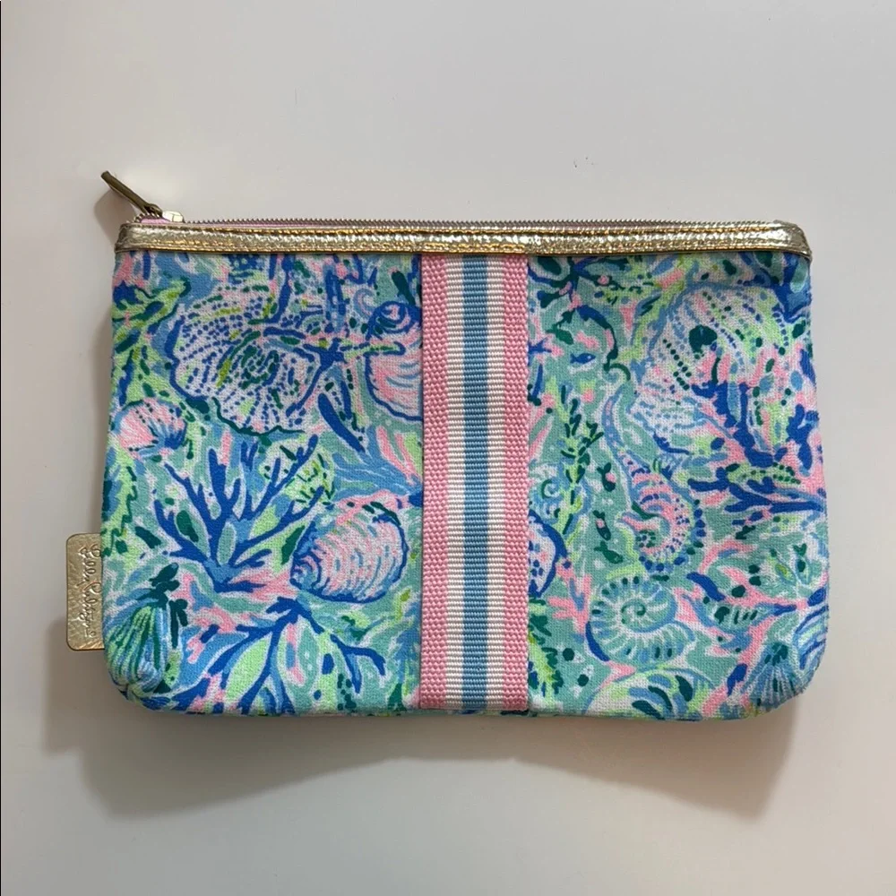 Lilly Pulitzer Blue and Pink‎ Padded Pouch